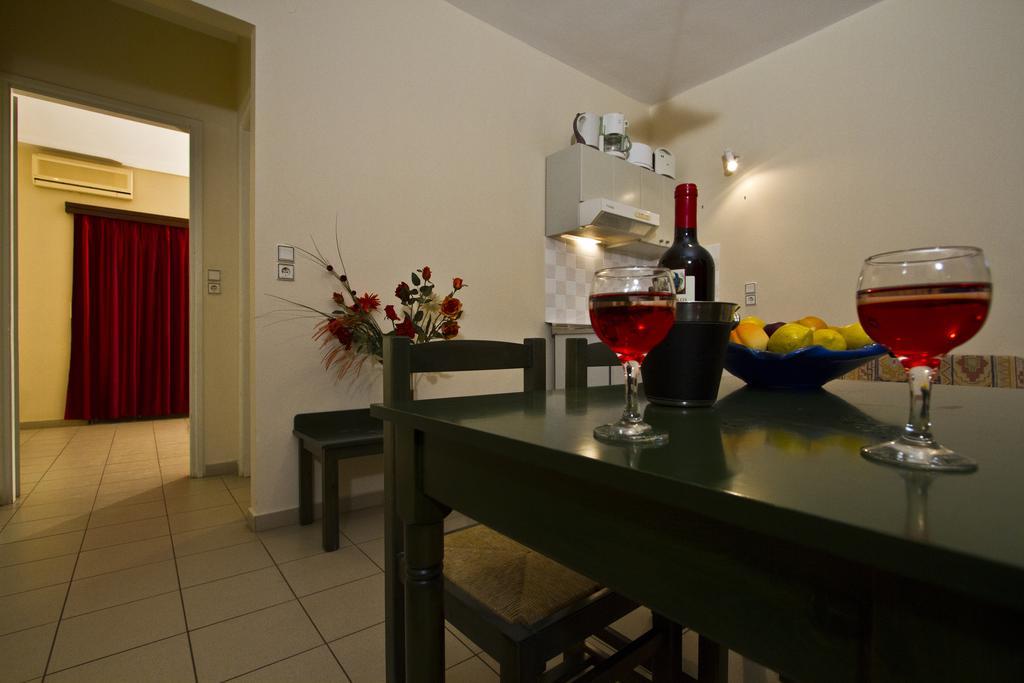 Mythos- Platanias- Hotel -Apts Platanés Dış mekan fotoğraf